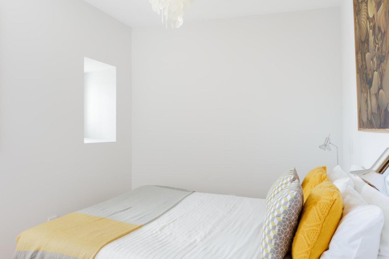 Amazing Rooftop Terrace With River And Historic City View 4 Bedrooms 4 Bathrooms Ac 19Th Century Building Chiado Lisboa Εξωτερικό φωτογραφία