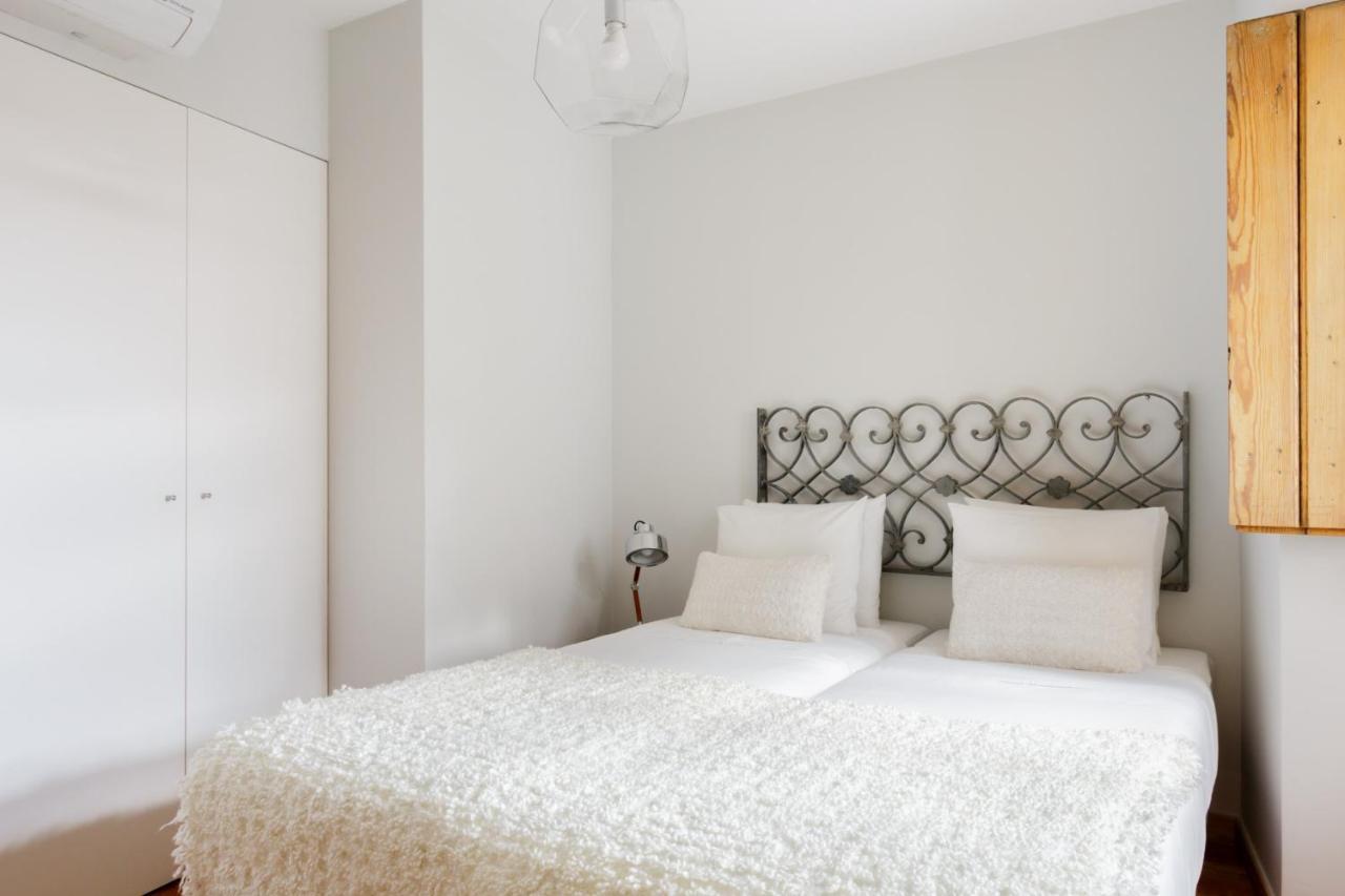 Amazing Rooftop Terrace With River And Historic City View 4 Bedrooms 4 Bathrooms Ac 19Th Century Building Chiado Lisboa Εξωτερικό φωτογραφία