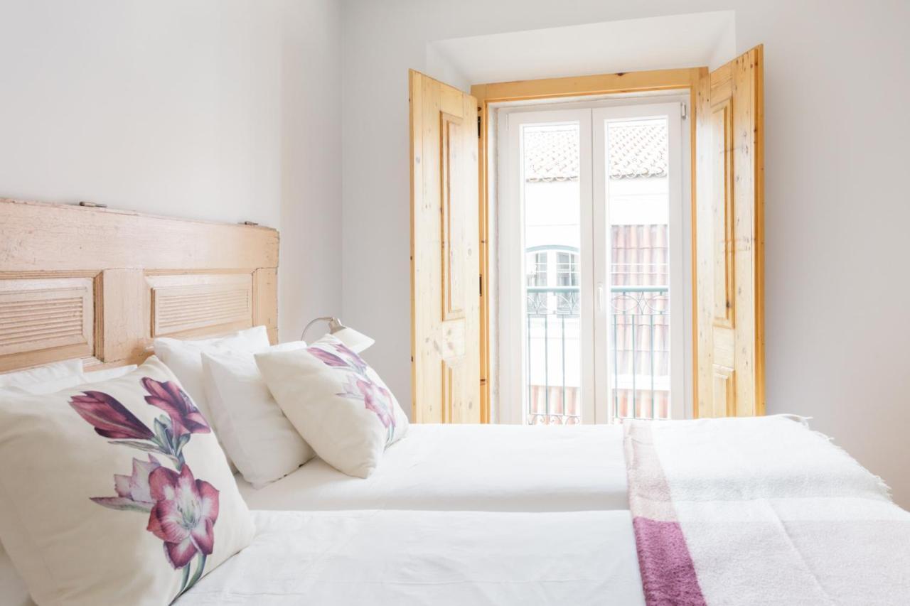 Amazing Rooftop Terrace With River And Historic City View 4 Bedrooms 4 Bathrooms Ac 19Th Century Building Chiado Lisboa Εξωτερικό φωτογραφία