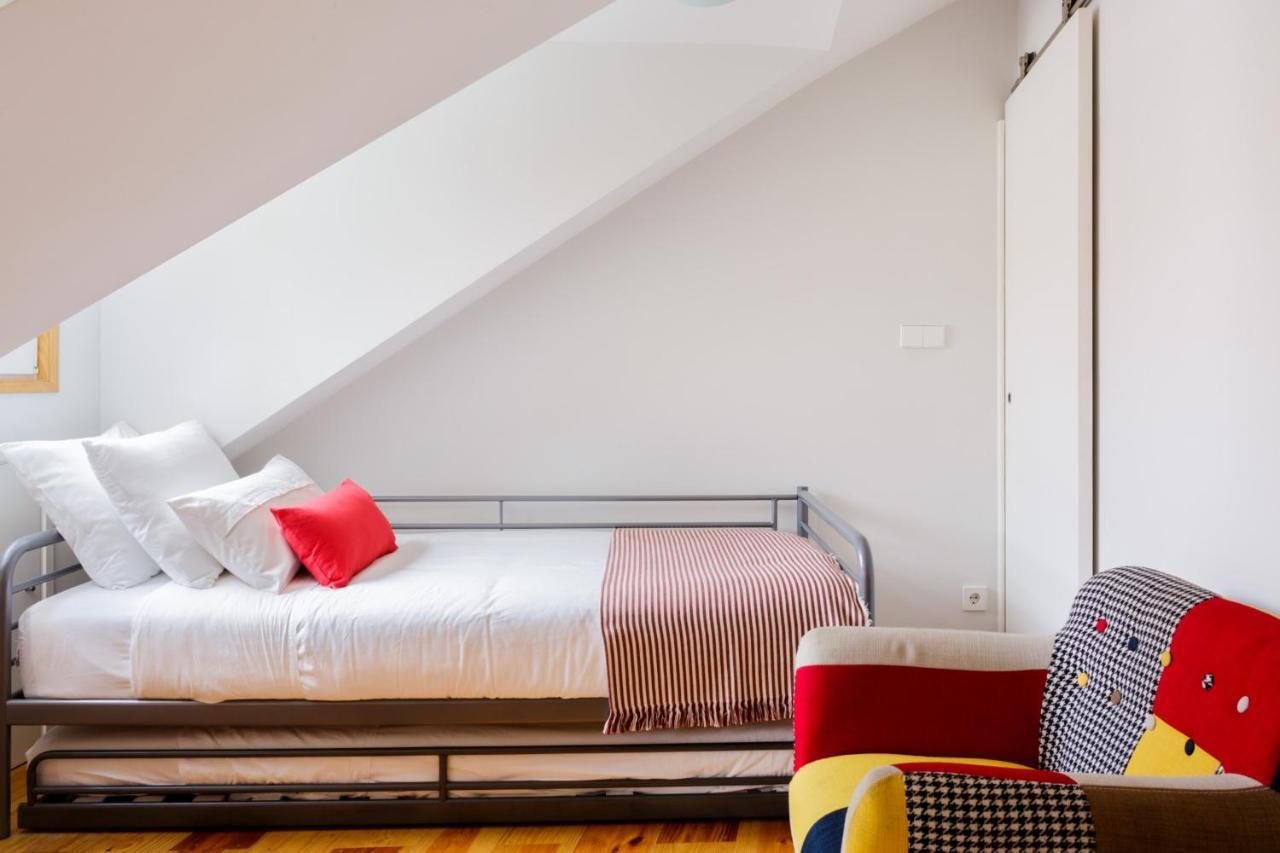 Amazing Rooftop Terrace With River And Historic City View 4 Bedrooms 4 Bathrooms Ac 19Th Century Building Chiado Lisboa Εξωτερικό φωτογραφία