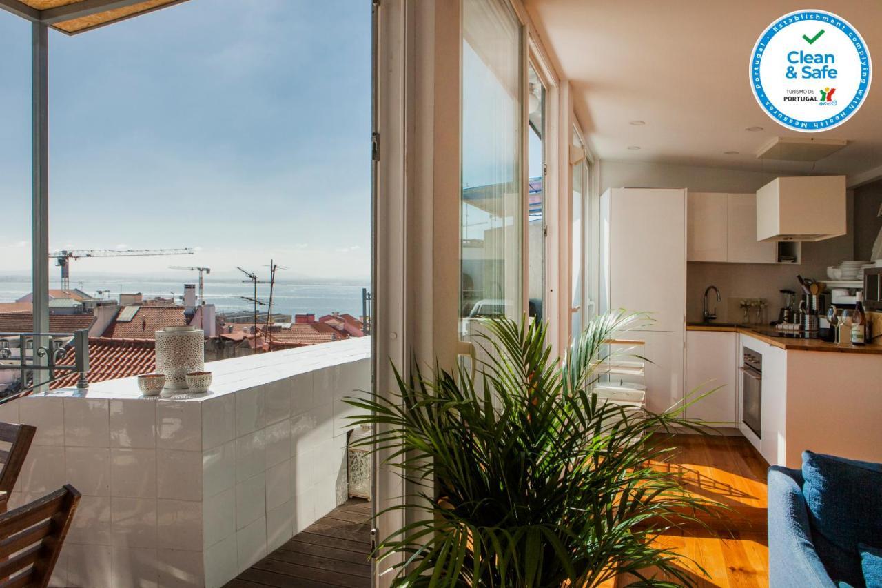 Amazing Rooftop Terrace With River And Historic City View 4 Bedrooms 4 Bathrooms Ac 19Th Century Building Chiado Lisboa Εξωτερικό φωτογραφία