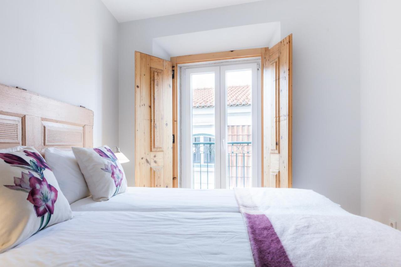 Amazing Rooftop Terrace With River And Historic City View 4 Bedrooms 4 Bathrooms Ac 19Th Century Building Chiado Lisboa Εξωτερικό φωτογραφία