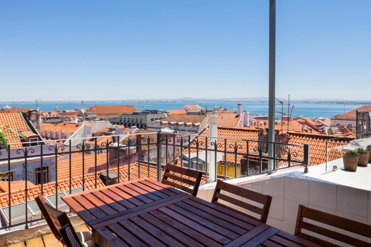 Amazing Rooftop Terrace With River And Historic City View 4 Bedrooms 4 Bathrooms Ac 19Th Century Building Chiado Lisboa Εξωτερικό φωτογραφία