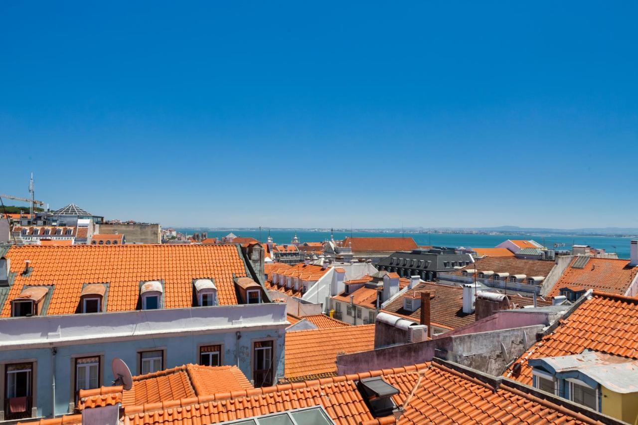Amazing Rooftop Terrace With River And Historic City View 4 Bedrooms 4 Bathrooms Ac 19Th Century Building Chiado Lisboa Εξωτερικό φωτογραφία